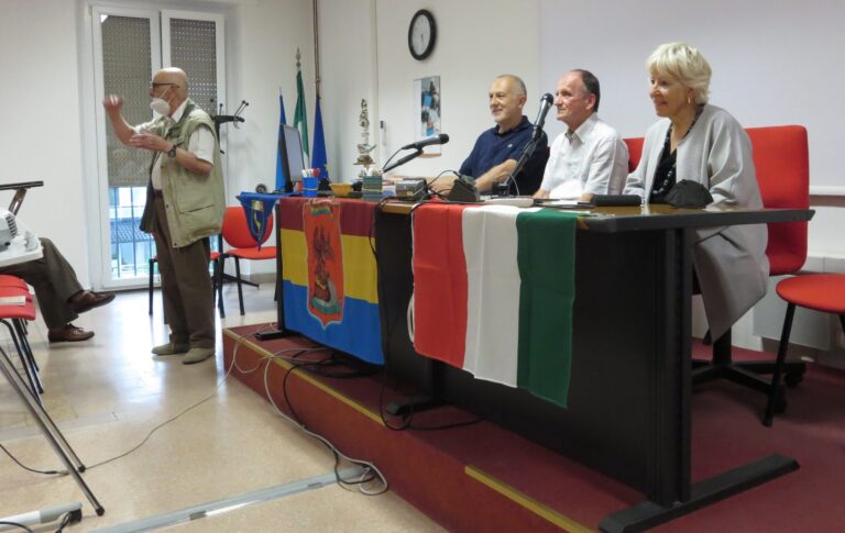 Immagine 1 di 1